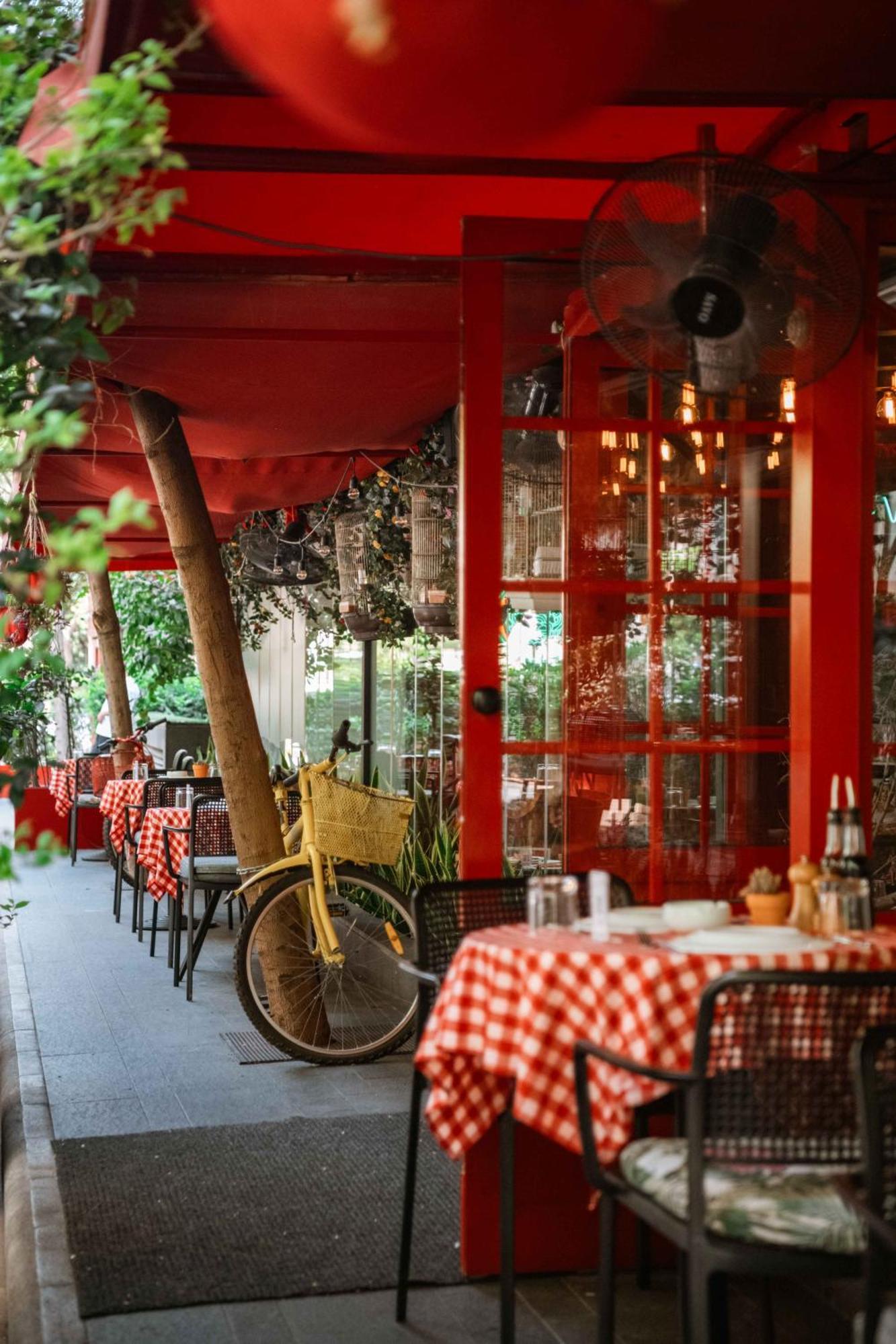 The Smallville Hotel Бейрут Екстериор снимка